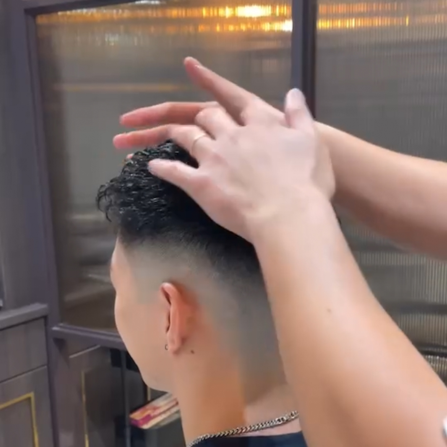 【濡れパン】簡単ヘアセット方法を公開！理容師が動画付き解説