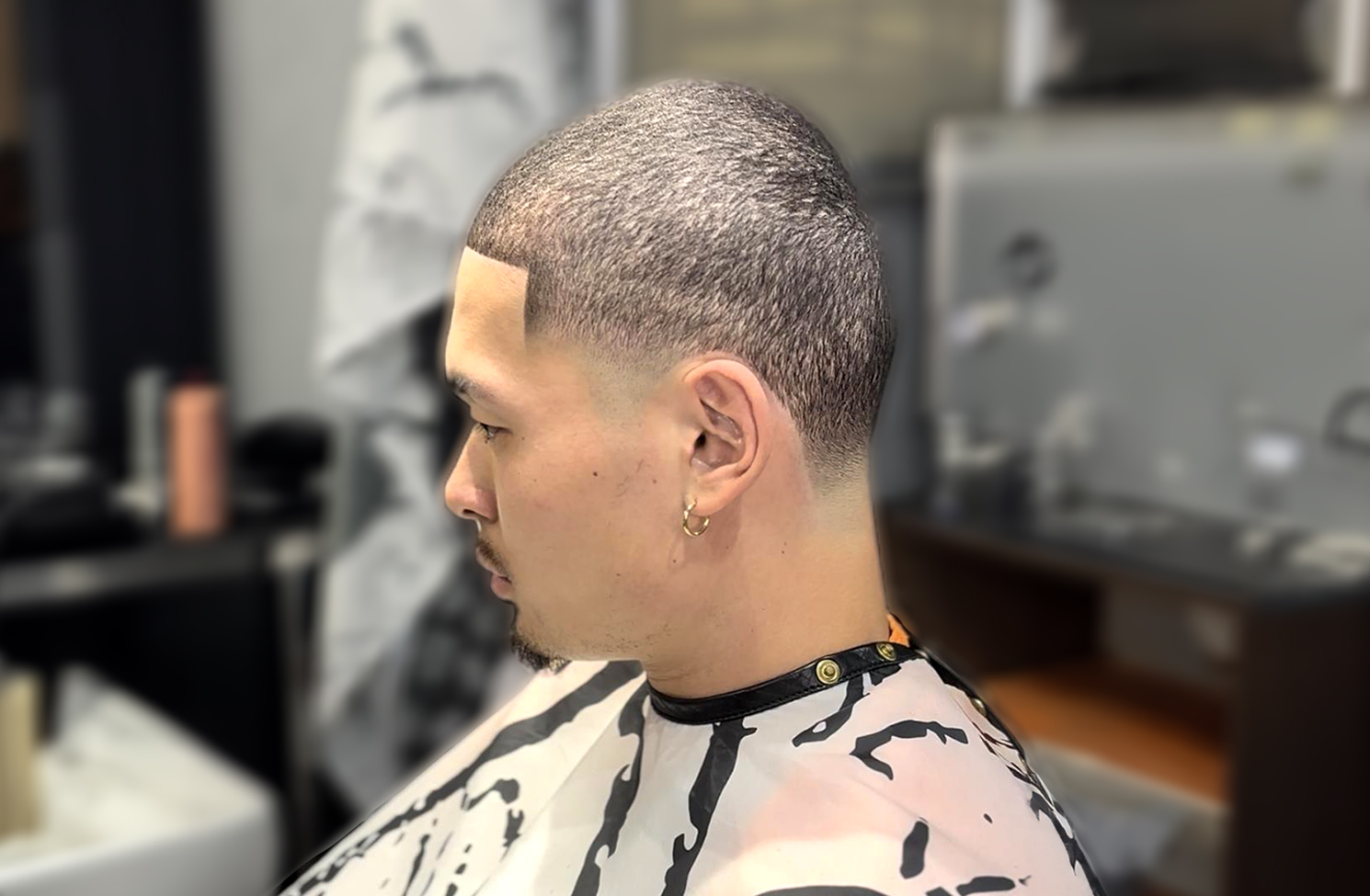 "広範囲イージーパーマ"でアレンジ。坊主×テーパーフェード