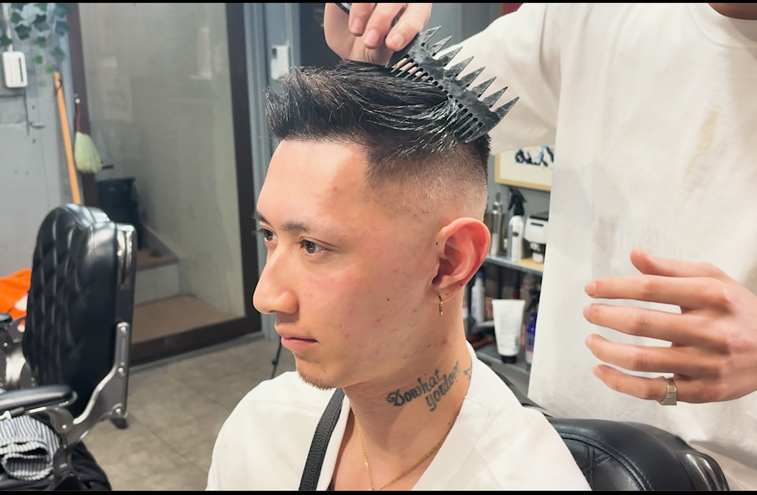 【理容師が解説】フェードカットのセット方法（動画あり）